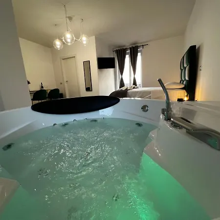 Habitat Luxury Affittacamere 4*
