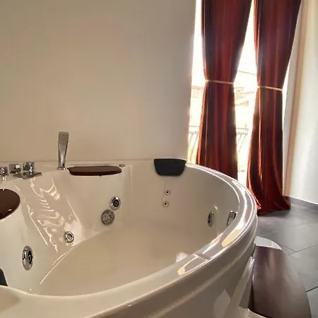 Habitat Luxury Affittacamere 4*