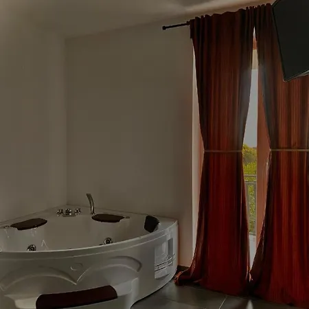 Habitat Luxury